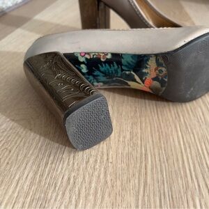 Kenzo Engraved Metal Heels Size 9
